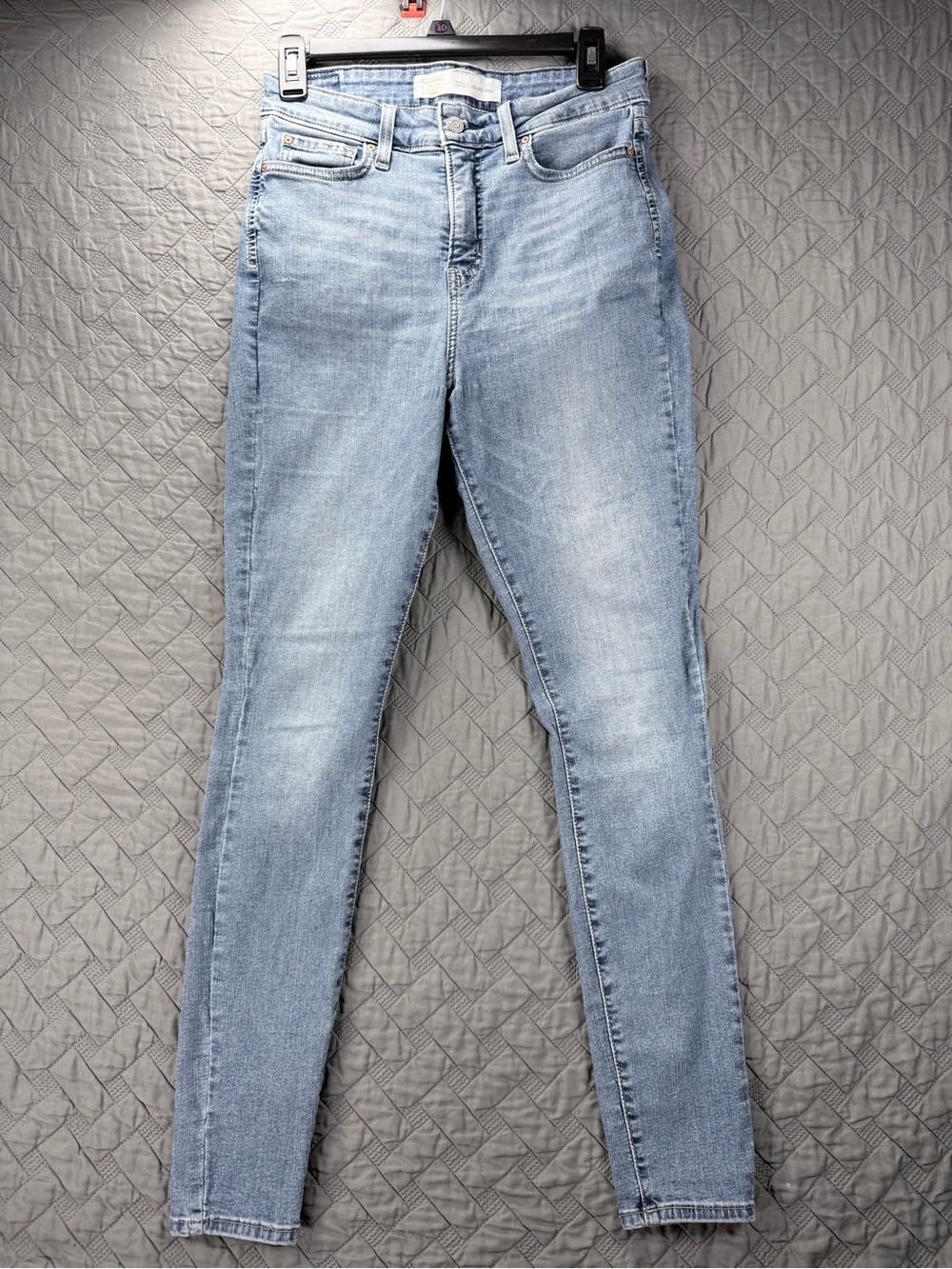 Signature by Levi Strauss Light Wash High-Rise Skinny Jeans